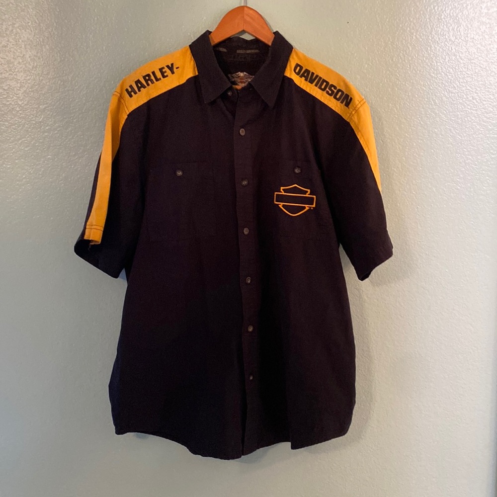 Large Harley Davidson short sleeve button up shirt mens size L.